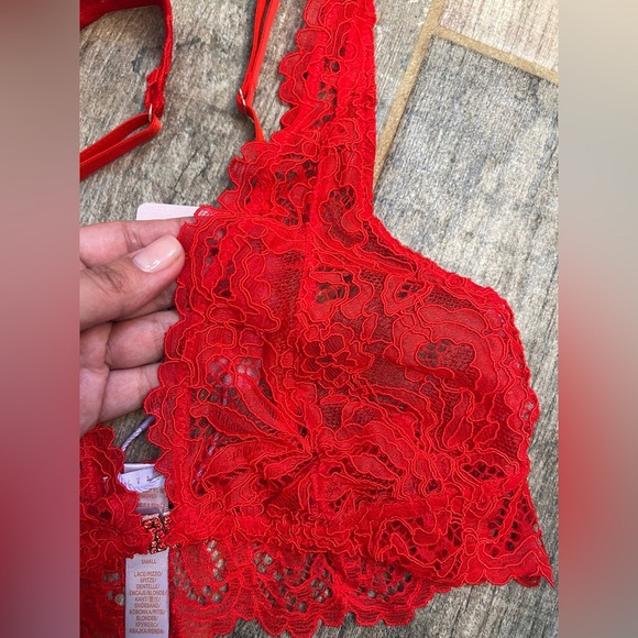 Savage X Fenty Bralette Size S Red Mesh Lace X Logo Front Closure NEW - Picture 6 of 8